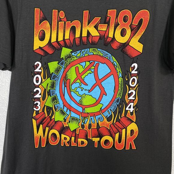 Blink 182 Shirt Womens Medium World Tour 2023 Official Concert Merch Tshirt - Picture 2 of 10